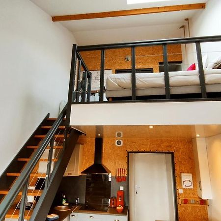 Duplex Industriel - Centre Ville Parking Prive Wifi アンジェ エクステリア 写真