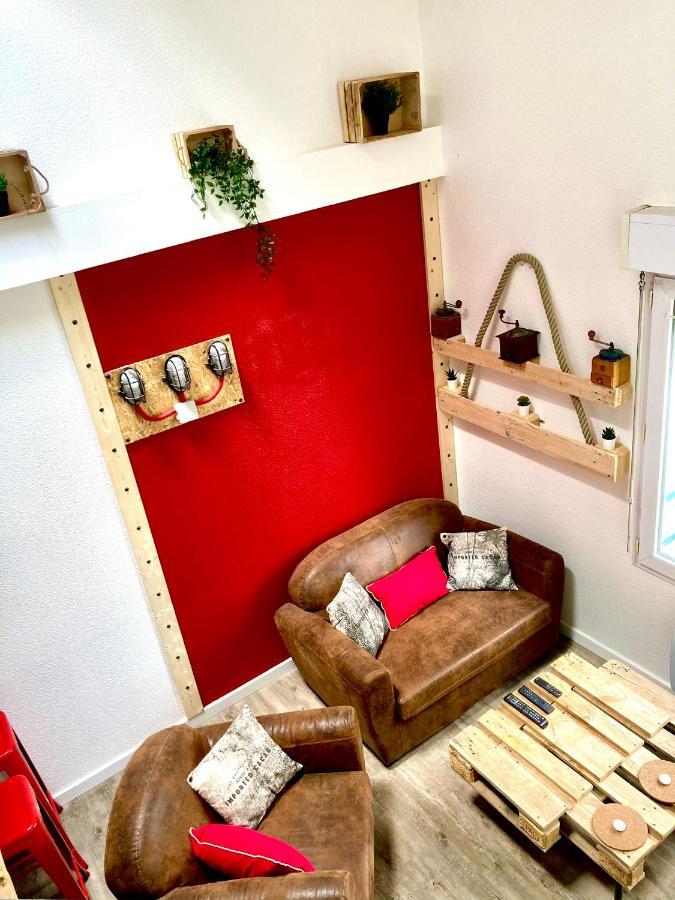 Duplex Industriel - Centre Ville Parking Prive Wifi アンジェ エクステリア 写真
